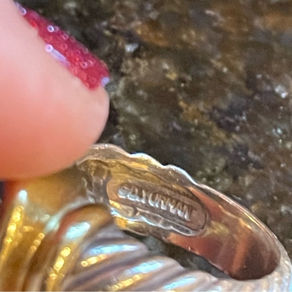 David Yurman Ring - Picture 3 of 4